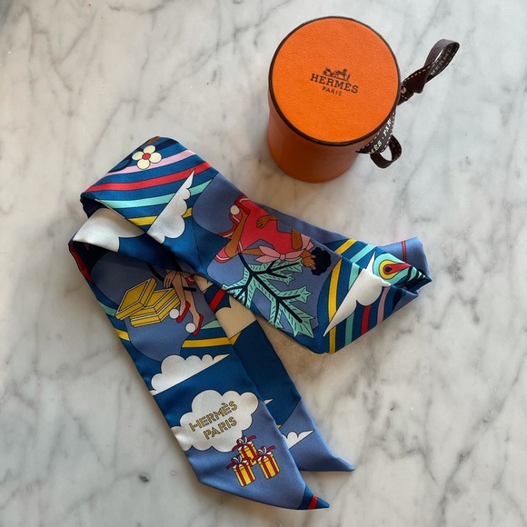 Hermes Accessories - * Sold * 100% Authentic Brand New with tag Hermes Twilly - “Carres Volant” NWT
